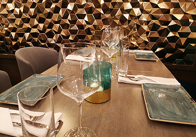private dining experience, luxurious restaurant
